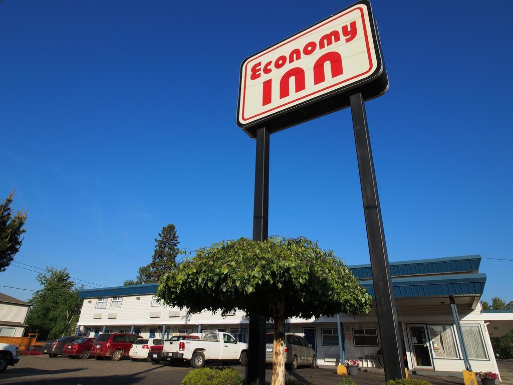 Economy Inn Prince George Exterior photo